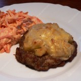 Minced meat cakes with potatoes