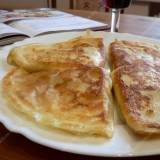 Crepes with ham and cheese