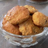 Apple butter cookies with rasins